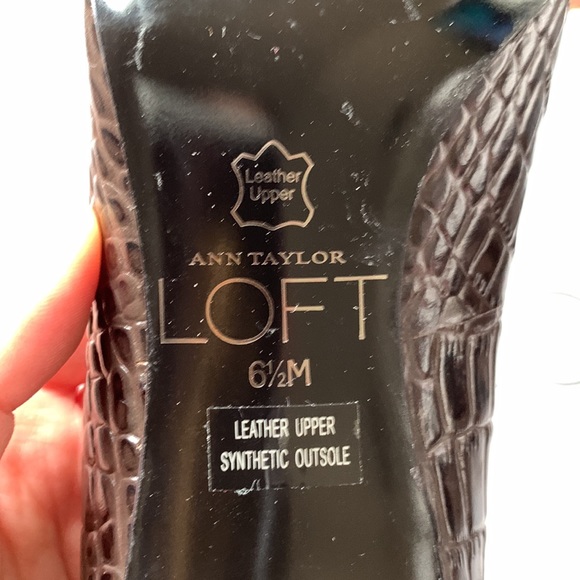 LOFT Laurie Black/Brown Pointy-Toe Croc Embossed Leather Pump Heels Size 6.5 - Picture 13 of 16